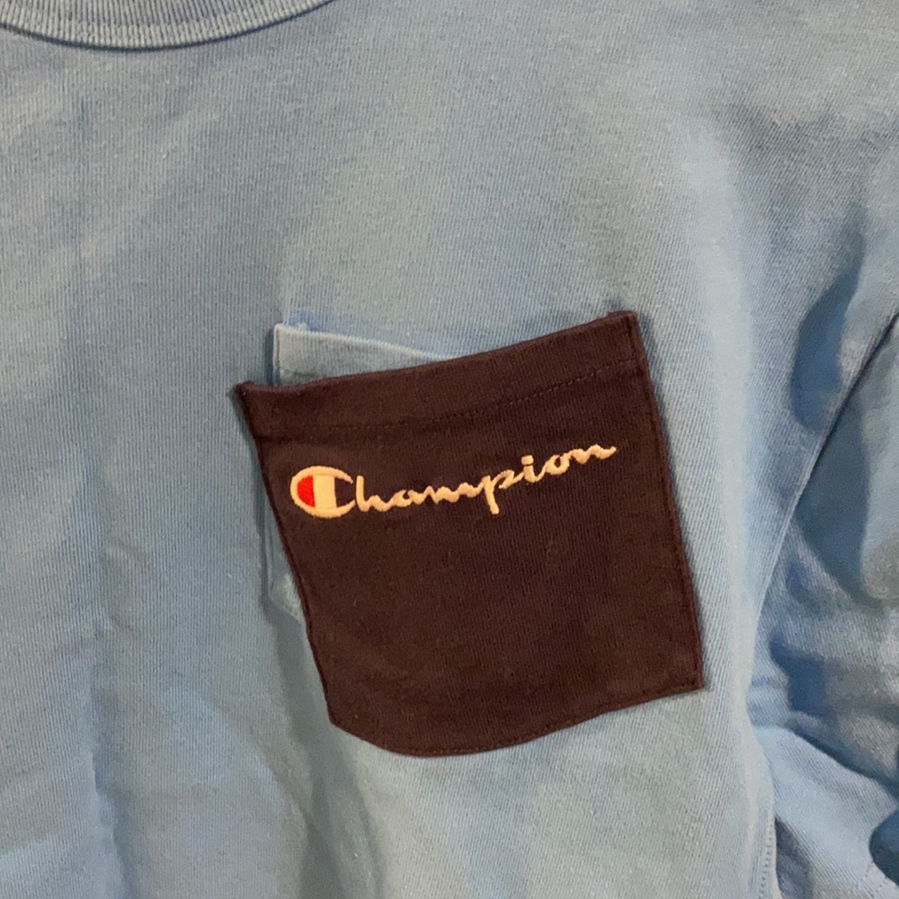 Champion tee shirt - Picture 2 of 4
